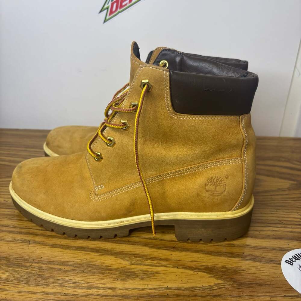Timberland Women's Size 8 1/2 Premium 6-Inch Waterproof Boots Wheat Nubuck